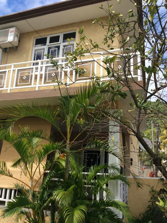 La Casa Mia Guesthouse La Gaulette Εξωτερικό φωτογραφία