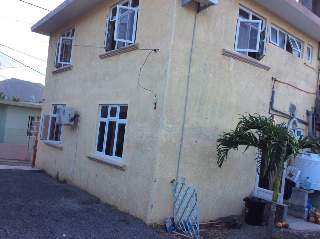 La Casa Mia Guesthouse La Gaulette Εξωτερικό φωτογραφία