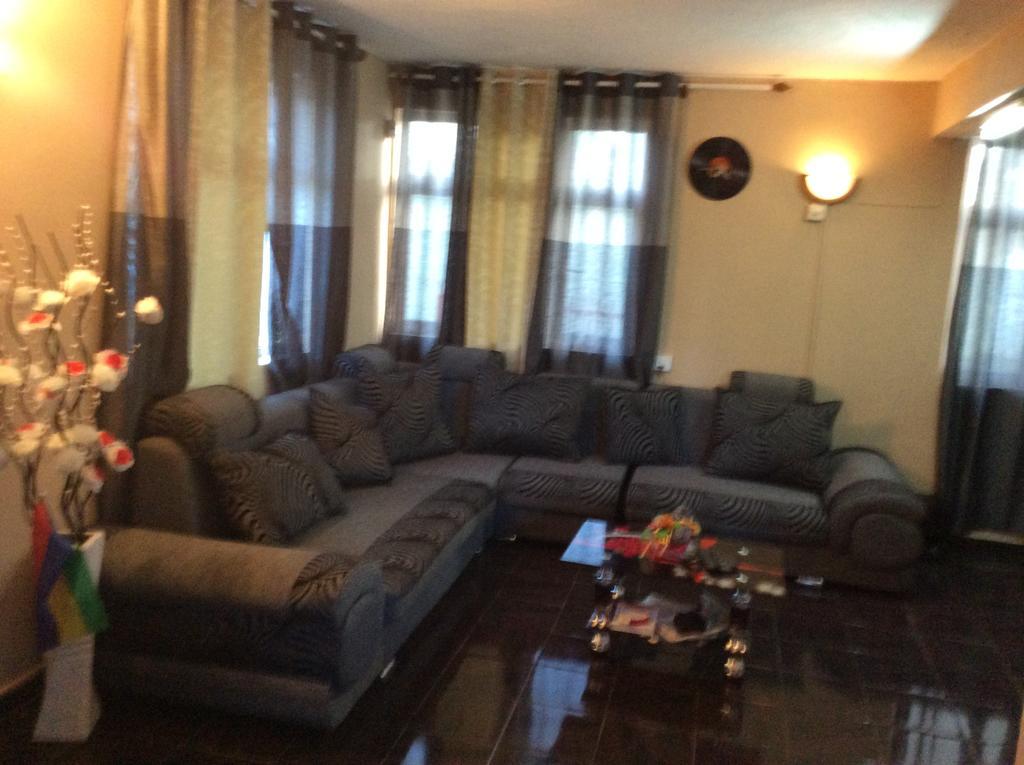 La Casa Mia Guesthouse La Gaulette Εξωτερικό φωτογραφία